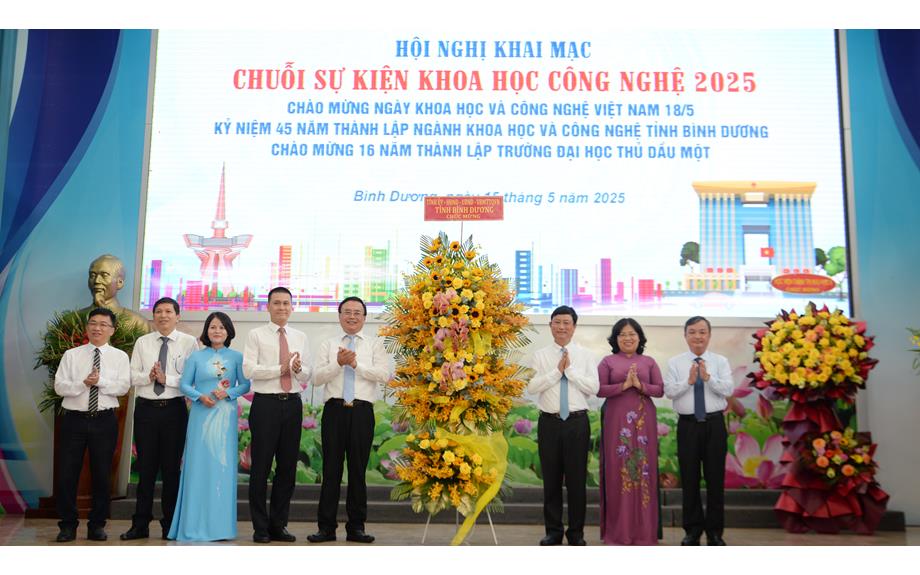 Khai mạc chuỗi sự kiện Khoa học và Công nghệ năm 2025