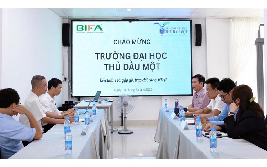 Hợp tác Hiệp hội Chế biến Gỗ Bình Dương phát triển ngành Công nghệ Chế biến Lâm sản