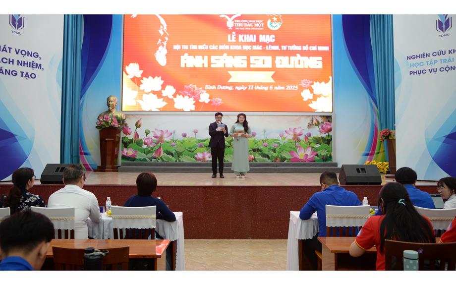Khai mạc Hội thi tìm hiểu các môn khoa học Mác - Lênin, tư tưởng Hồ Chí Minh “Ánh sáng soi đường” năm 2025