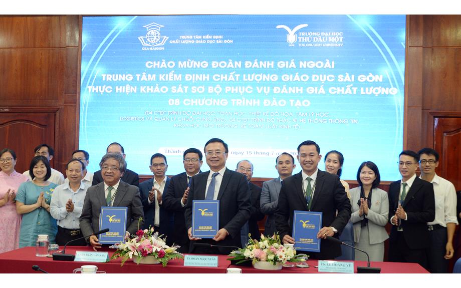 Khảo sát sơ bộ phục vụ đánh giá ngoài chương trình đào tạo của trường Đại học Thủ Dầu Một