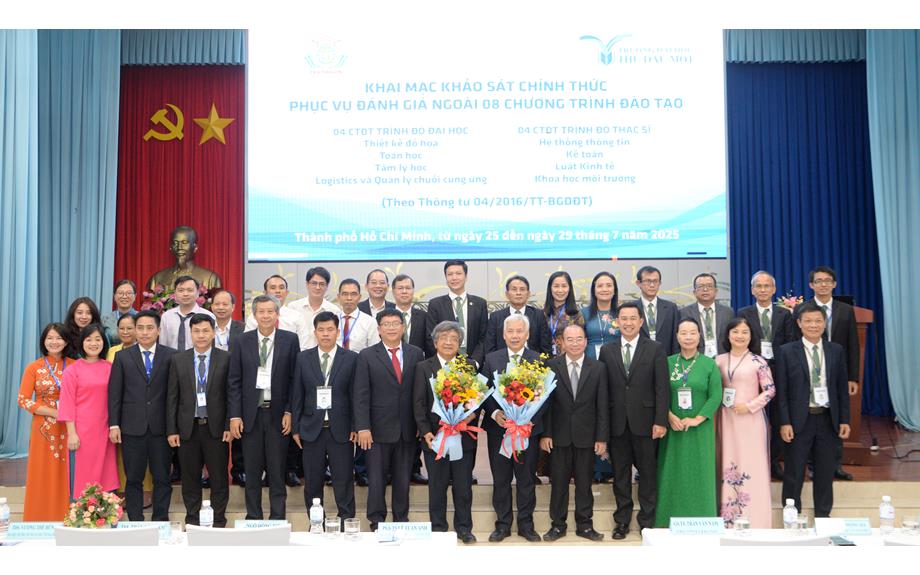 Khai mạc khảo sát chính thức phục vụ đánh giá ngoài 8 chương trình đào tạo