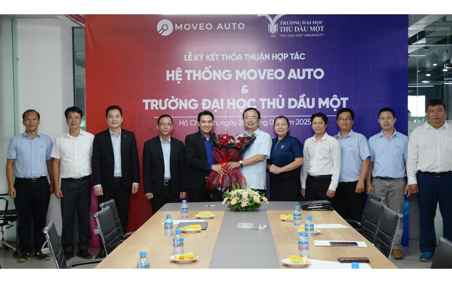 Hợp tác đào tạo và phát triển nguồn nhân lực với Công ty Cổ phần Moveo Auto