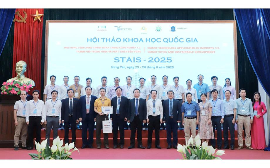 Hội thảo khoa học STAIS – 2025: Trường Đại học Thủ Dầu Một góp phần thúc đẩy nghiên cứu ứng dụng công nghệ thông minh cho phát triển bền vững
