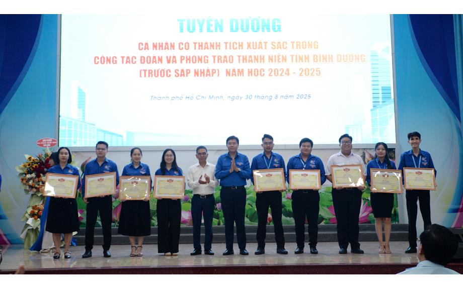 Hội nghị tổng kết công tác Đoàn và phong trào thanh niên, công tác Hội và phong trào sinh viên năm học 2024 – 2025