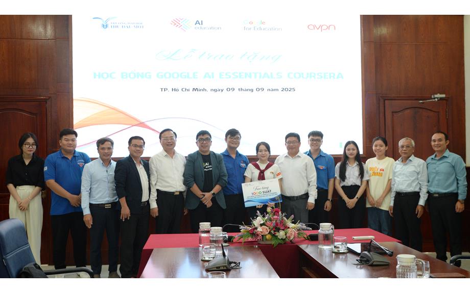 Google Education Việt Nam trao 1000 suất học bổng Google AI Essentials dành cho sinh viên trường Đại học Thủ Dầu Một