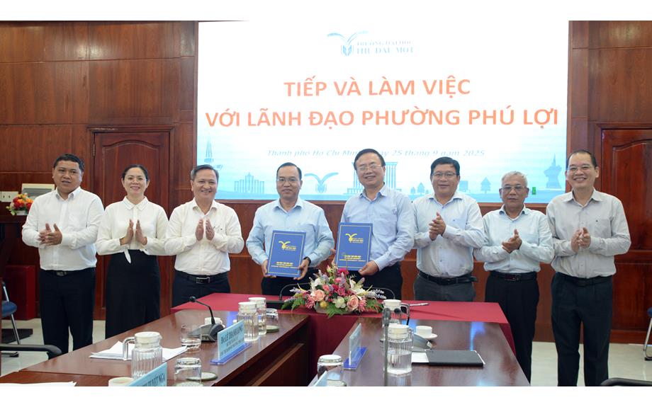 Trường Đại học Thủ Dầu Một đồng hành cùng Phường Phú Lợi phát triển kinh tế – xã hội