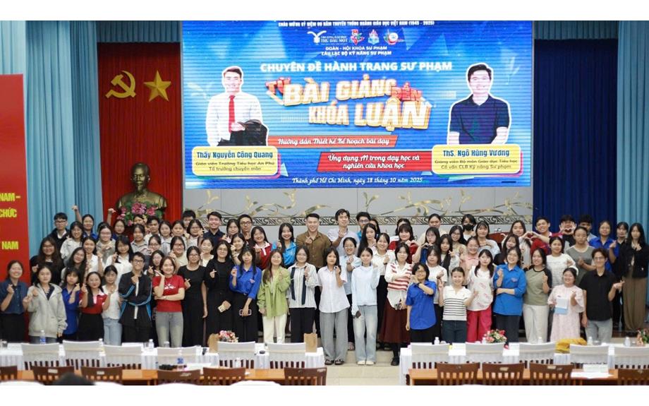 Chuyên đề “Hành trang sư phạm: Từ bài dạy đến khóa luận” – Bồi dưỡng năng lực nghề nghiệp cho sinh viên ngành Giáo dục Tiểu học