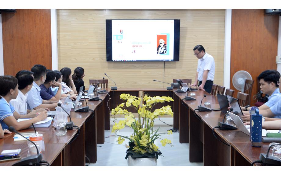 Tập huấn “Xây dựng khóa học trực tuyến và học liệu số phục vụ đào tạo từ xa”