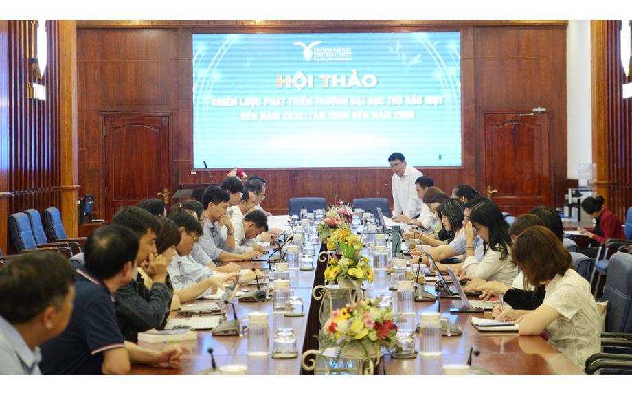 Hội thảo “Chiến lược phát triển Trường Đại học Thủ Dầu Một đến năm 2030, tầm nhìn đến năm 2050”