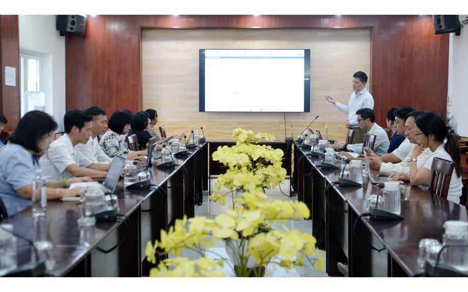 Nâng cao năng lực khai thác học liệu EBSCO cho cán bộ, giảng viên Trường Đại học Thủ Dầu Một