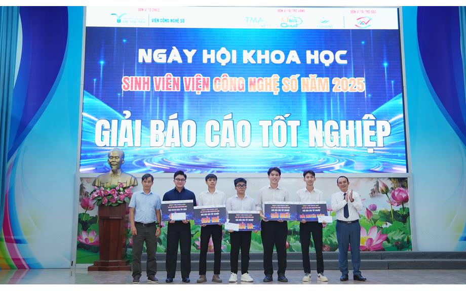 Ngày hội Khoa học Sinh viên năm 2025: Gắn nghiên cứu sinh viên với xu hướng công nghệ và nhu cầu doanh nghiệp
