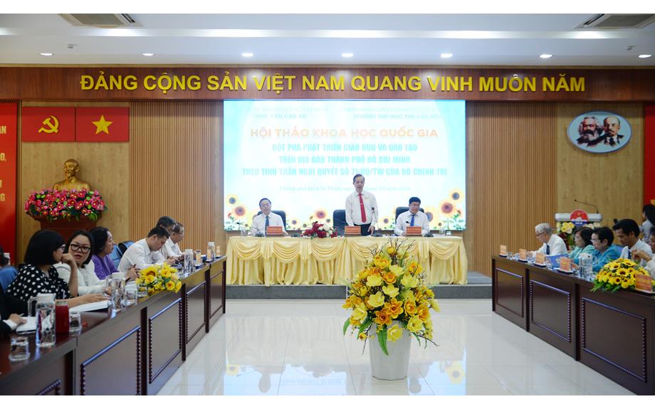 Hội thảo khoa học Quốc gia "Đột phá phát triển giáo dục và đào tạo trên địa bàn Thành phố Hồ Chí Minh theo tinh thần Nghị quyết số 71-NQ/TW"
