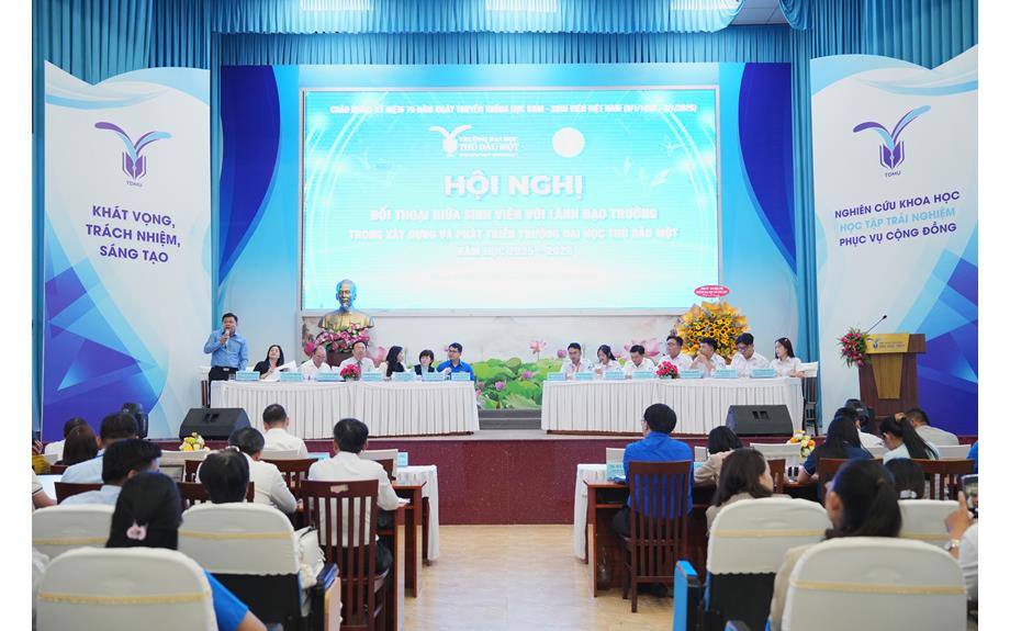 Hội nghị đối thoại giữa sinh viên với Lãnh đạo trường năm 2026