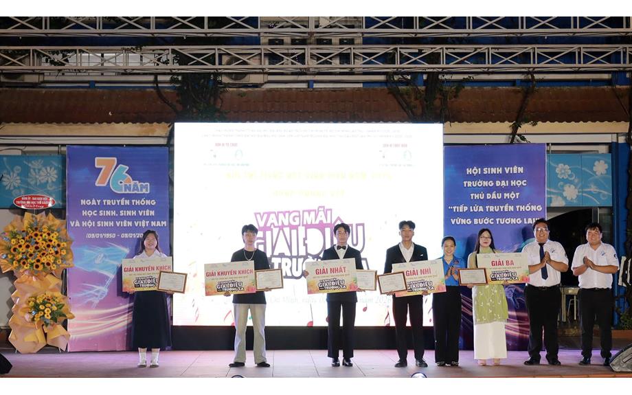 Lan tỏa giai điệu tuổi trẻ, khơi dậy truyền thống cách mạng trong sinh viên tại Chung kết Hội thi “Vang mãi giai điệu Trường ca”