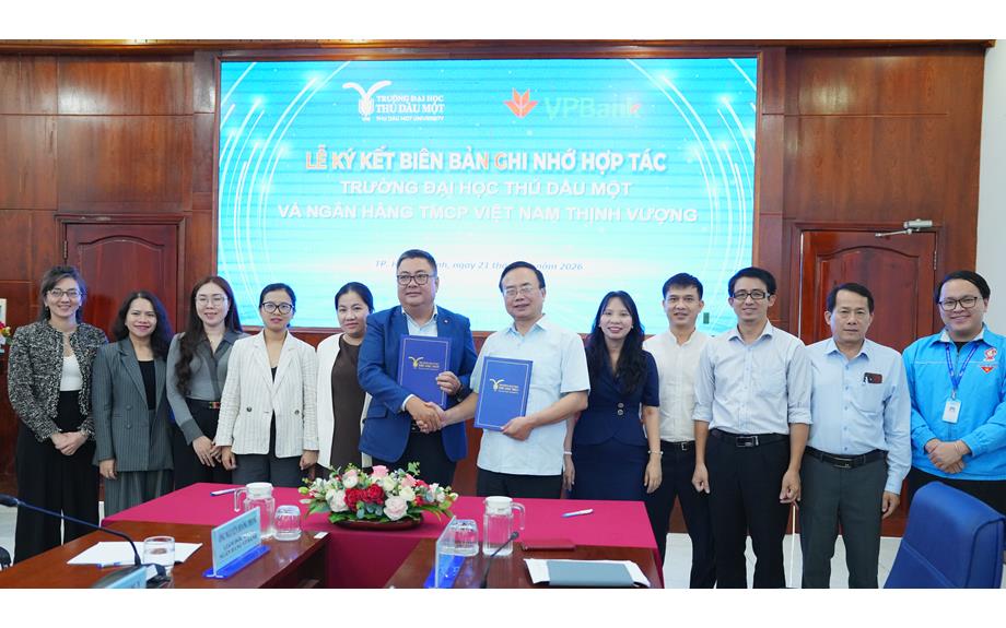 Trường Đại học Thủ Dầu Một ký kết thỏa thuận hợp tác với Ngân hàng VPBank 