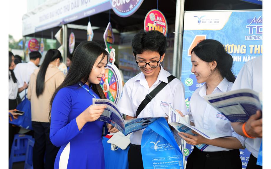 Tư vấn mùa thi 2026: Đồng hành cùng thí sinh trước ngưỡng cửa lựa chọn ngành nghề