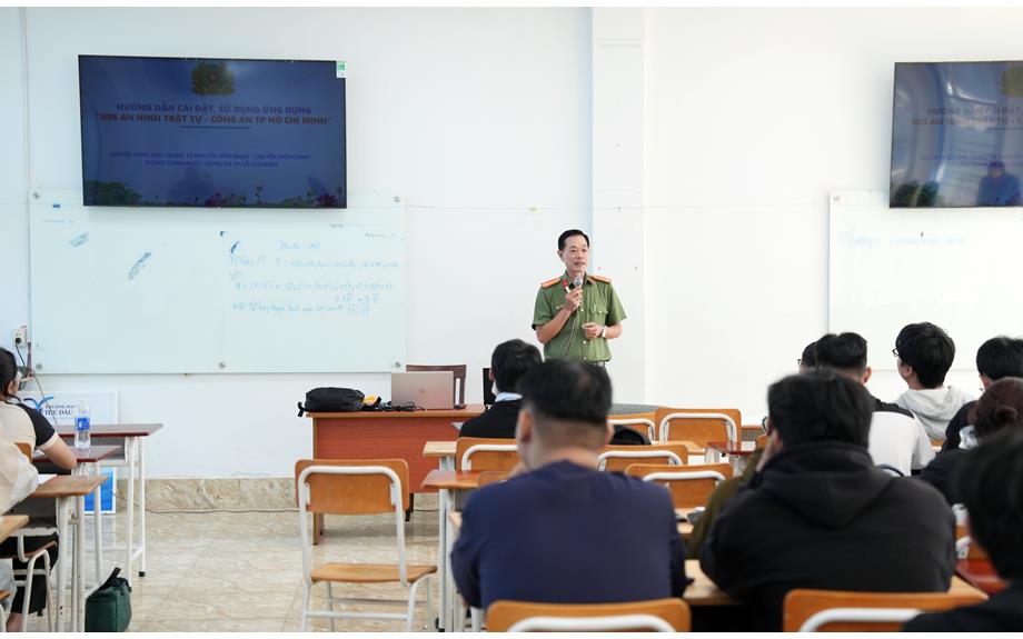 Công an TP. Hồ Chí Minh hướng dẫn sinh viên cài đặt ứng dụng cảnh báo khẩn cấp SOS - ANTT CA TP.HCM