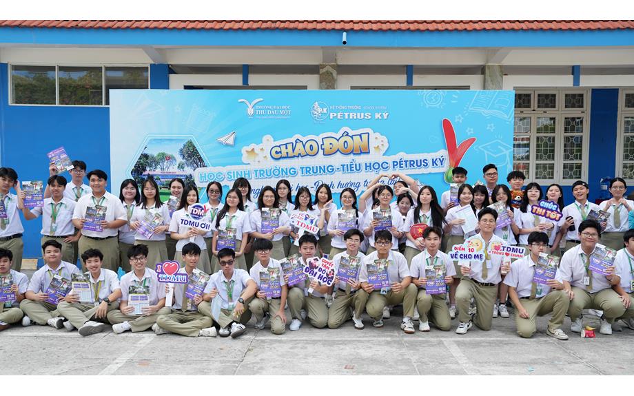 “Thủ thỉ cùng Gen Z” – Kết nối, định hướng tương lai cho học sinh trong mùa tuyển sinh 2026