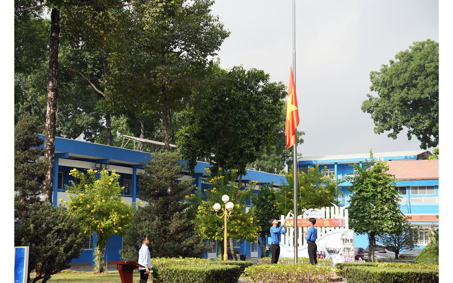 Lễ chào cờ Tháng 4/2026: Hướng về 51 năm Ngày Giải phóng miền Nam, thống nhất đất nước