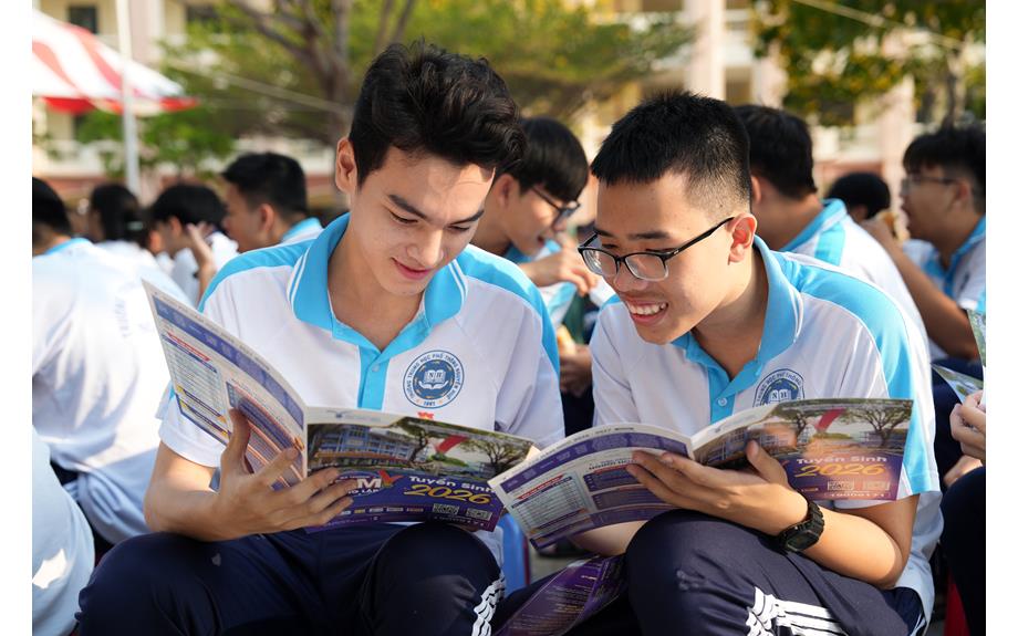 Trường Đại học Thủ Dầu Một tham gia tư vấn tuyển sinh “Đưa trường học đến thí sinh” tại Vũng Tàu