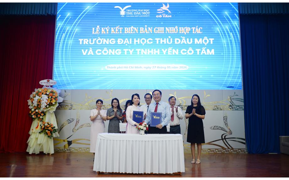 Tăng cường liên kết nhà trường – doanh nghiệp trong nghiên cứu ứng dụng và phát triển nguồn nhân lực