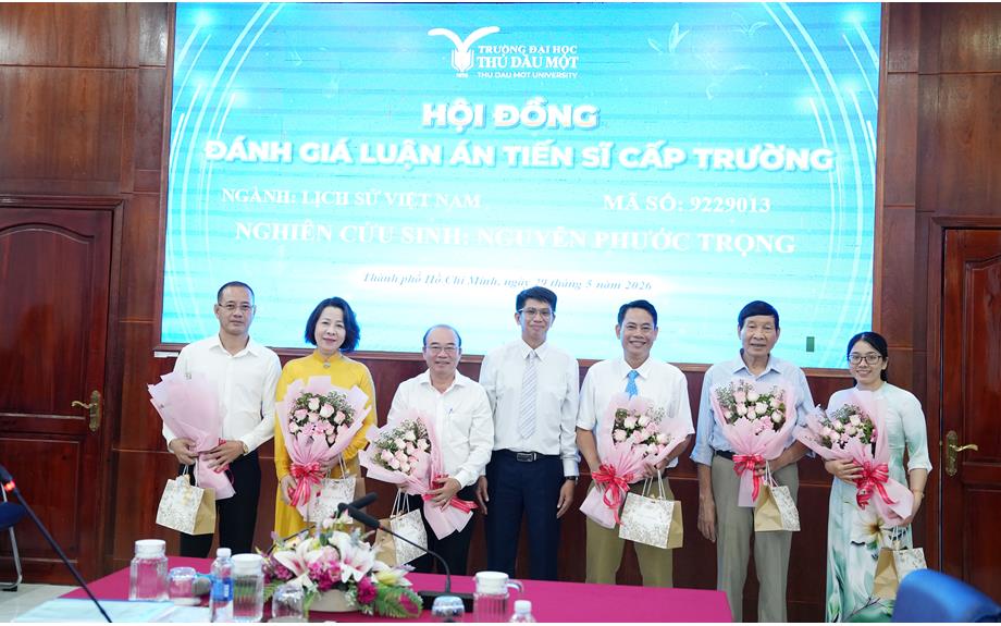 Nghiên cứu sinh Nguyễn Phước Trọng bảo vệ thành công luận án tiến sĩ cấp Trường
