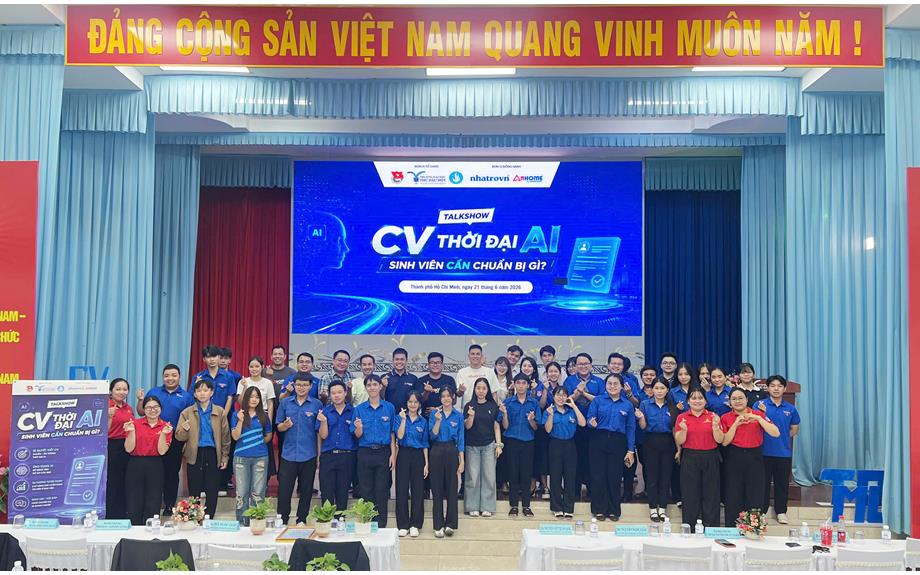 Talkshow “CV thời đại AI: Sinh viên cần chuẩn bị gì?” – Trang bị hành trang nghề nghiệp cho sinh viên trong kỷ nguyên số