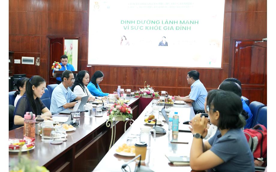 Tọa đàm "Dinh dưỡng lành mạnh vì sức khỏe gia đình" lan tỏa giá trị xây dựng mái ấm hạnh phúc