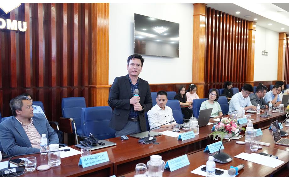 Thúc đẩy kết nối nghiên cứu và ứng dụng trong lĩnh vực công nghệ chăm sóc sức khỏe thông minh
