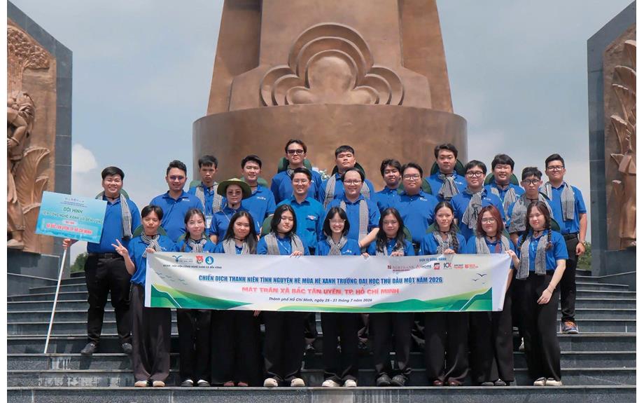 Nhiều hoạt động ý nghĩa của tuổi trẻ Trường Đại học Thủ Dầu Một hướng về Ngày Thương binh - Liệt sĩ