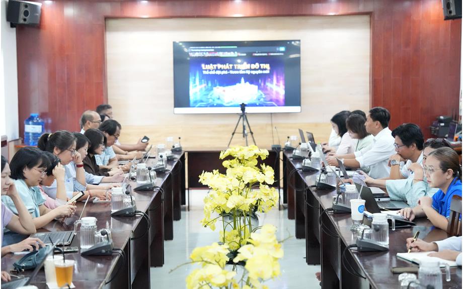 Trường Đại học Thủ Dầu Một tham dự Hội nghị quán triệt và triển khai thi hành Luật Phát triển đô thị