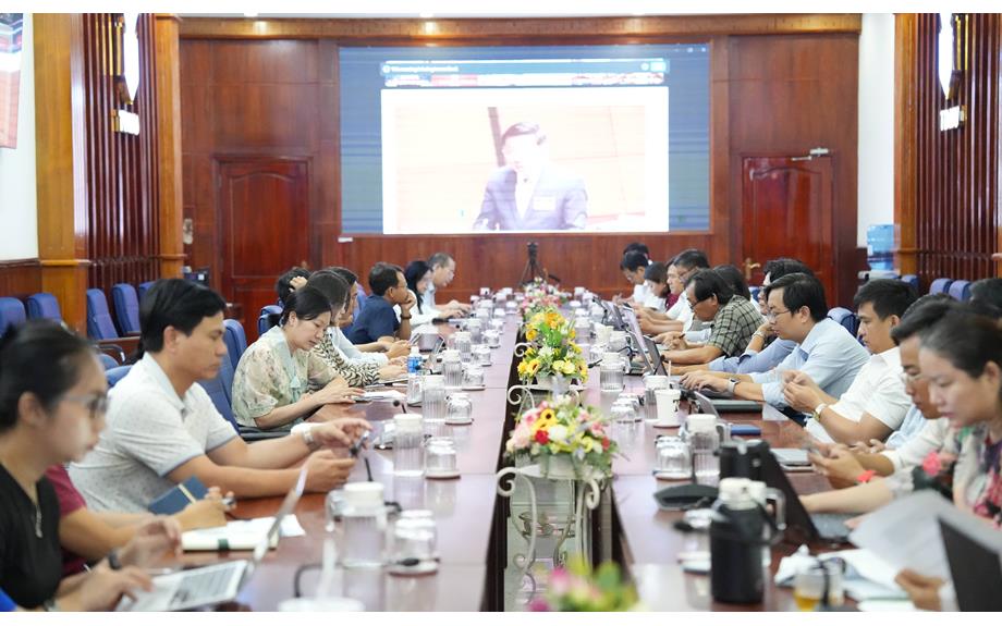 Hội nghị toàn quốc nghiên cứu, học tập, quán triệt và triển khai thực hiện một số Nghị quyết, Chỉ thị của Bộ Chính trị