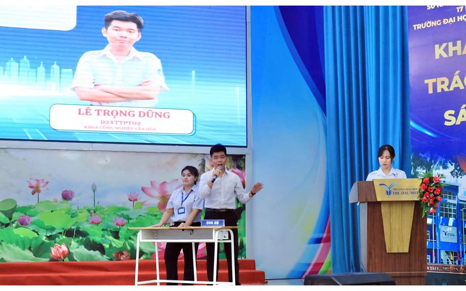 Sinh viên Trường Đại học Thủ Dầu Một thể hiện bản lĩnh tại Cuộc thi Hùng biện Sinh viên năm 2026