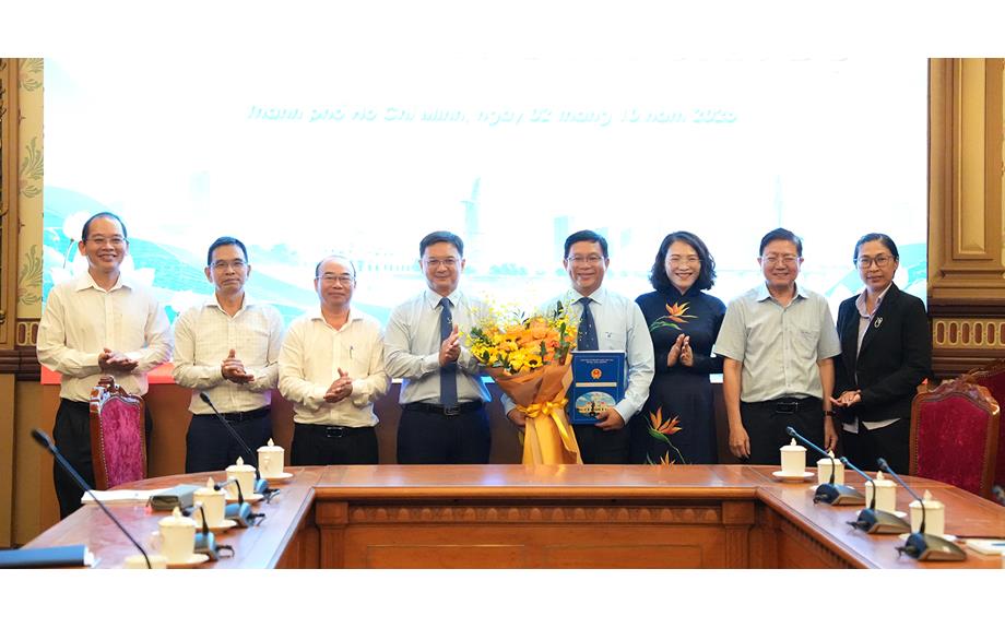 PGS.TS. Lê Tuấn Anh được bổ nhiệm làm Hiệu trưởng Trường Đại học Thủ Dầu Một