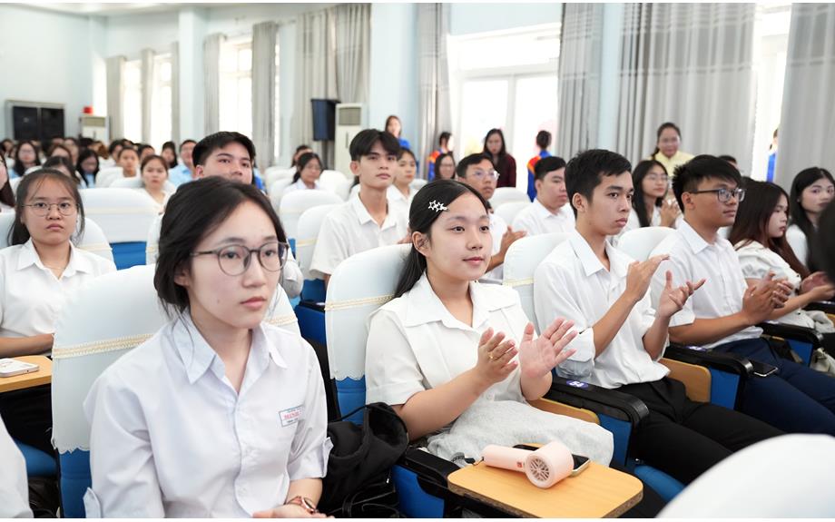 Nâng cao chất lượng đào tạo từ góc nhìn của giảng viên Trường Đại học Thủ Dầu Một