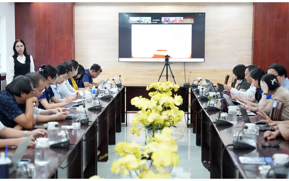 Đảng bộ Trường Đại học Thủ Dầu Một tham dự Hội nghị quán triệt và triển khai thực hiện Nghị quyết Hội nghị lần thứ tư Ban Chấp hành Trung ương Đảng khóa XIV