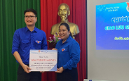 Trao tặng ứng dụng chuyển đổi số du lịch cho huyện Côn Đảo