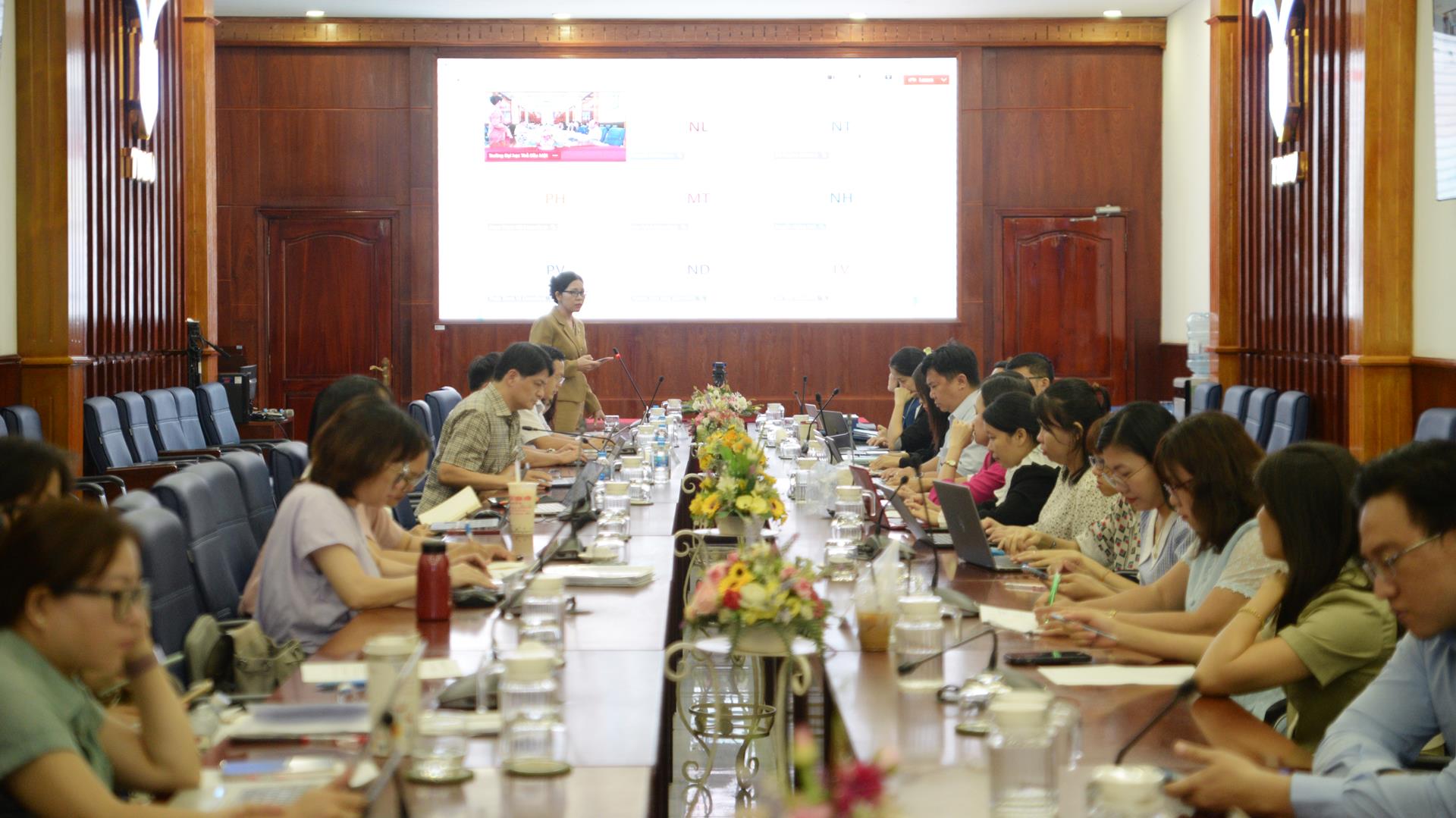 Thẩm định chương trình đào tạo trình độ đại học thuộc trường Luật và quản lý phát triển