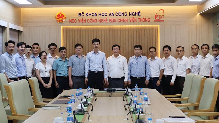 Trường Đại học Thủ Dầu Một và Học viện Công nghệ Bưu chính Viễn thông tăng cường hợp tác toàn diện trong đào tạo và nghiên cứu