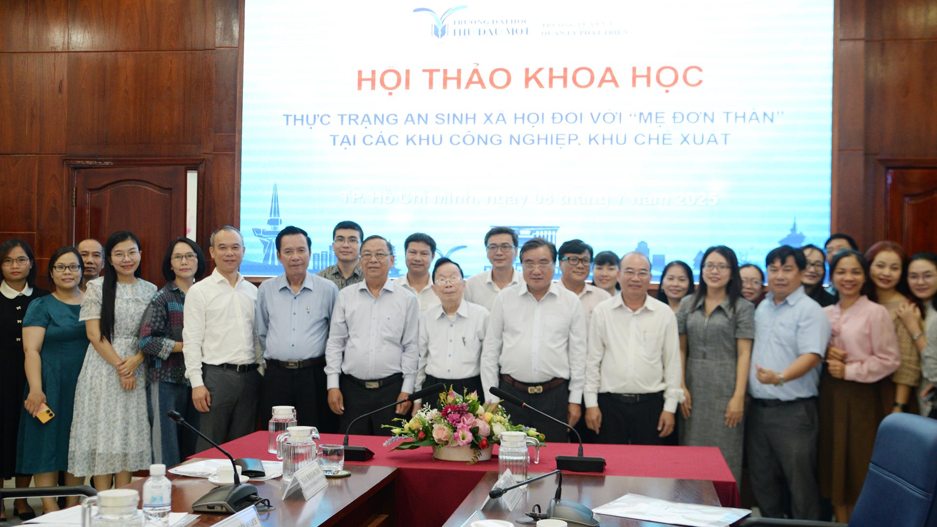 Hội thảo “Thực trạng an sinh xã hội đối với mẹ đơn thân tại các khu công nghiệp, khu chế xuất”
