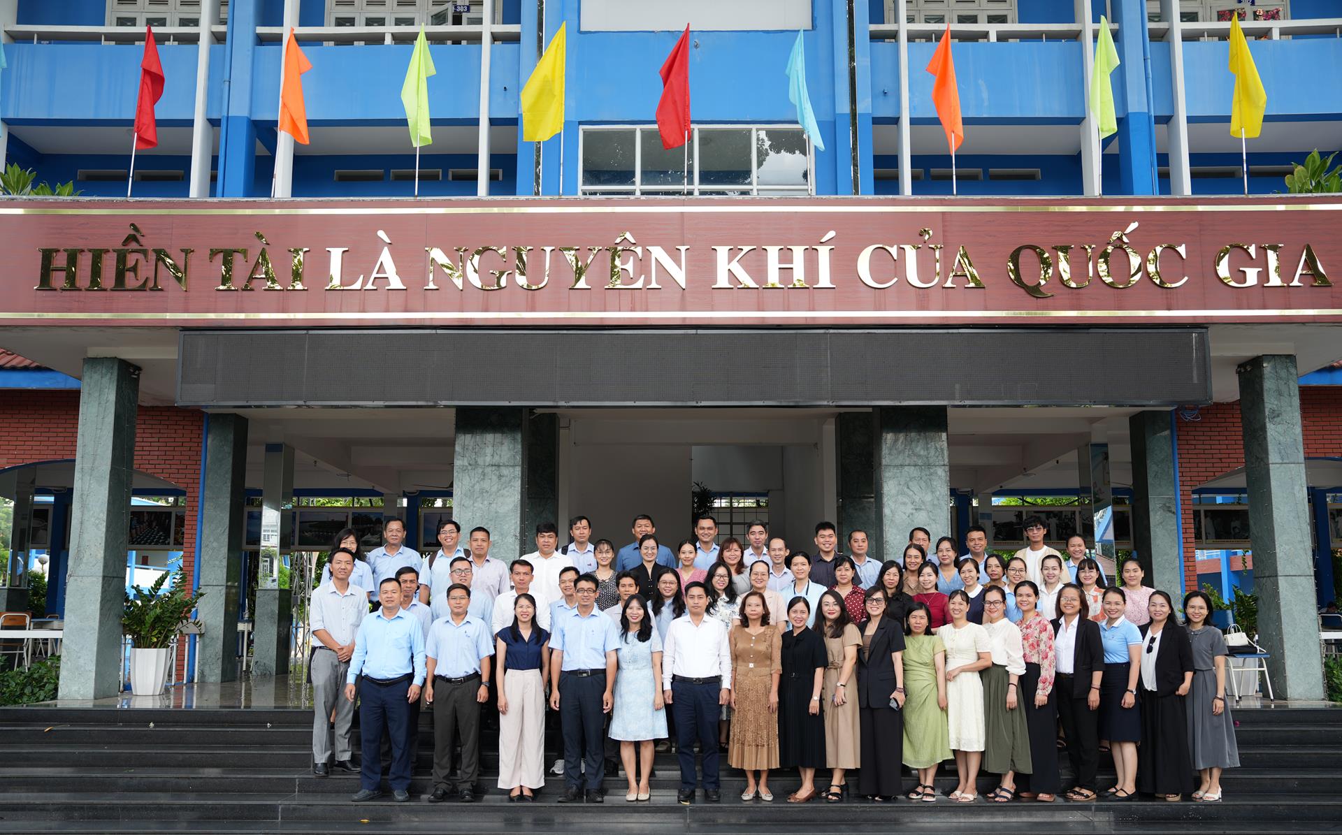 Trường Kinh tế Tài chính tổng kết hoạt động khoa học, công nghệ và đổi mới sáng tạo năm học 2025 – 2026