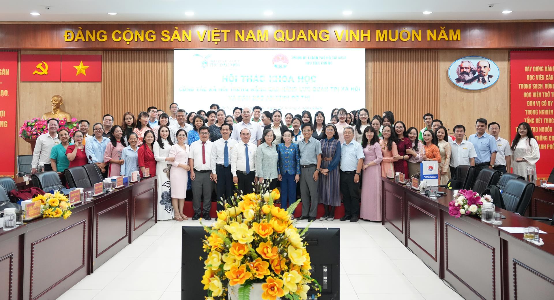 Công tác xã hội trong nâng cao năng lực quản trị xã hội và bảo đảm an sinh đô thị trong kỷ nguyên mới